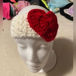 Child’s New Hand crocheted Headband/Earwarmer. White-Red Heart. Valentine’s Day.